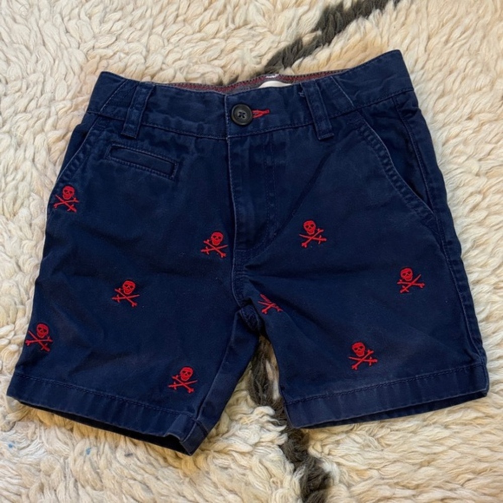 Boden Navy Shorts with Red Skull Design